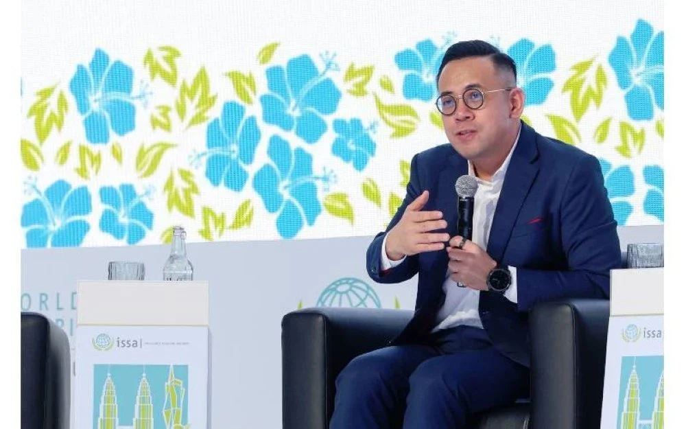 Steven Sim memperjuangkan kepentingan perlindungan sosial bagi memastikan masyarakat mendapat manfaat daripadanya.