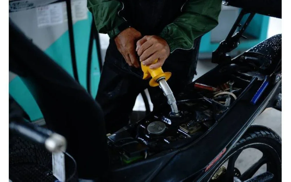 Penetapan siling subsidi petrol bawah inisiatif program BUDI95 tidak membebankan majoriti rakyat apabila statistik semasa mendedahkan 99 peratus pengguna hanya menggunakan kurang daripada 300 liter sebulan.