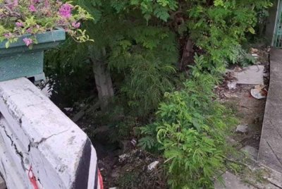 Mayat reput ditemui bawah jambatan di Bangkok Foto Khaosod