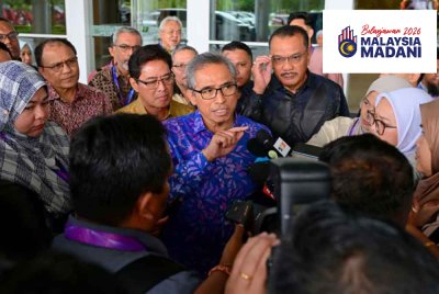 Ketua Setiausaha Negara, Tan Sri Shamsul Azri Abu Bakar ketika ditemui pemberita selepas merasmikan Persidangan Penyelidikan Governans Integriti dan AntiRasuah Peringkat Kebangsaan Kali ke-4 pada Khamis.