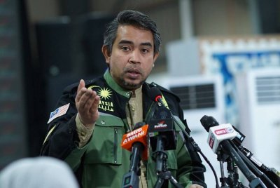 Sani Araby ketika sidang media berhubung perkembangan delegasi Misi GSF di MAPIM Central Warehouse, Bandar Serenia, Sepang pada Rabu.