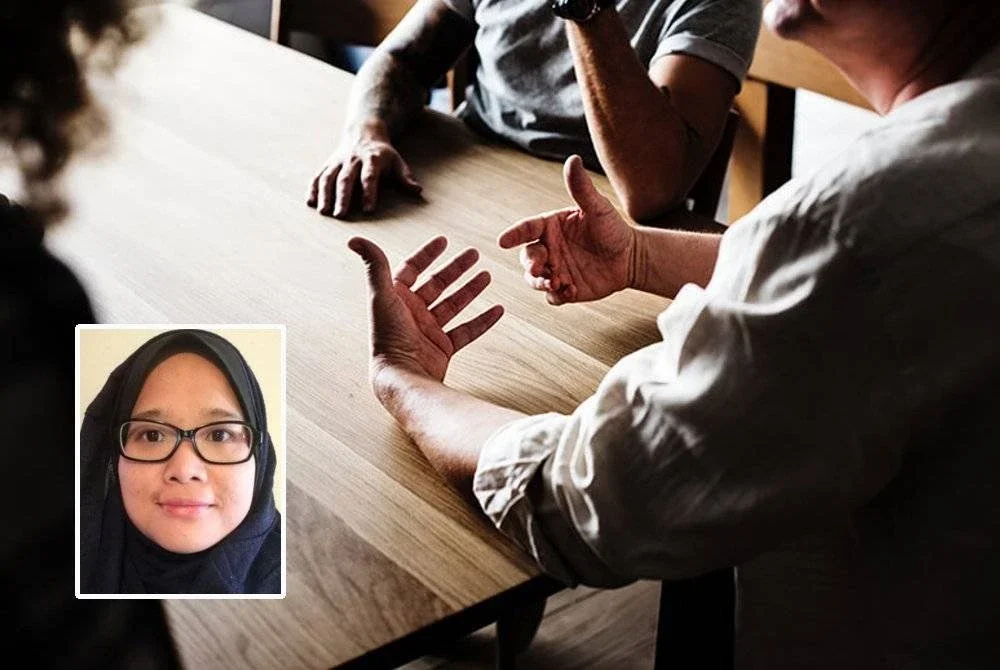 Kita bertanggungjawab memartabatkan bahasa kebangsaan supaya terus menjadi jambatan yang menyatukan seluruh rakyat di negara ini.