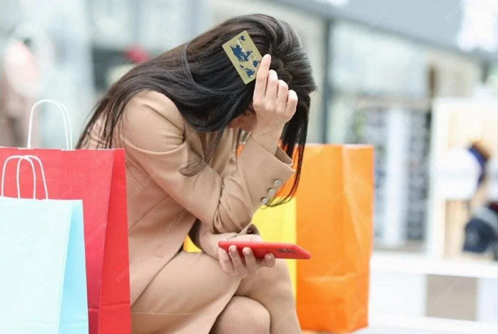 Simpanan M40 terus merosot menyebabkan kedudukan mereka lebih rapuh berbanding B40.