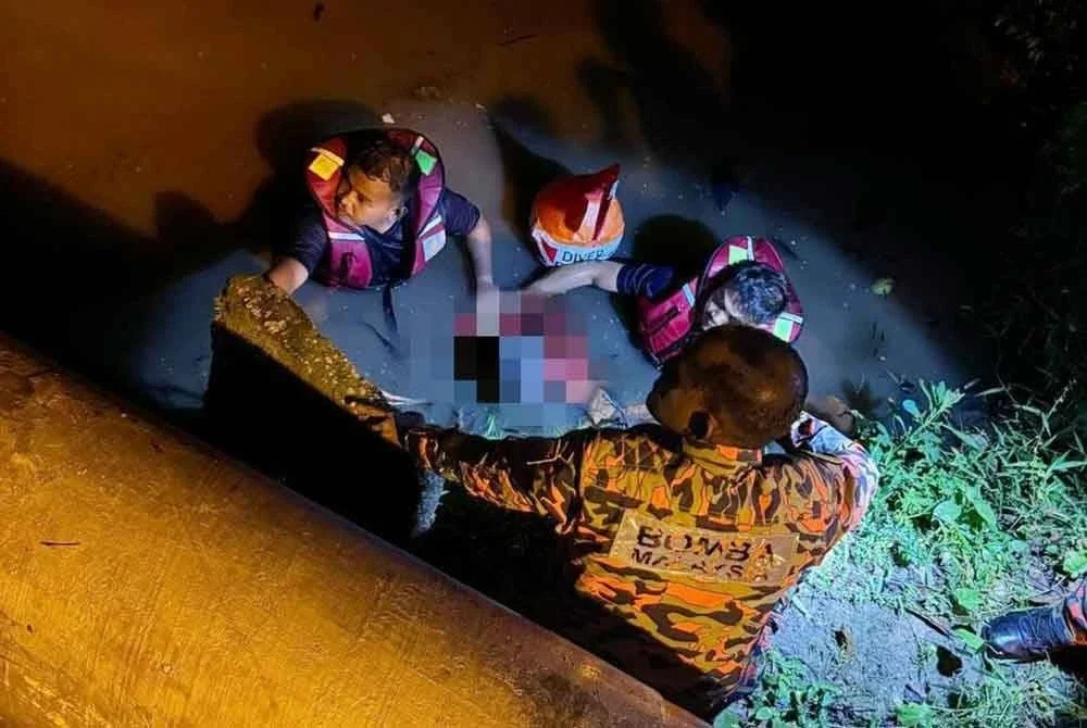 Mayat mangsa berjaya ditemukan di Sungai Gadek, pada malam Rabu.