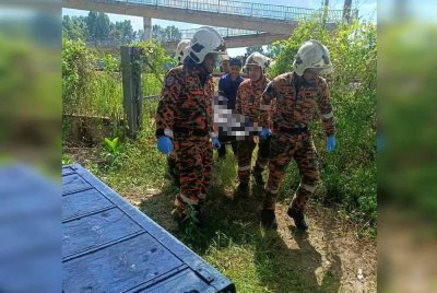 Seorang penunggang basikal maut selepas terjatuh dari jejantas motosikal di Kampung Pinang Seberang, Taiping. Foto JBPM Perak 