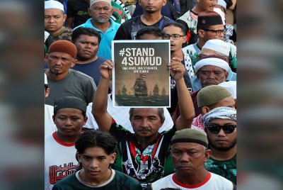 Dalam suasana tegang ini, pemimpin negara, pertubuhan bukan kerajaan (NGO), ahli politik dan masyarakat diharap dapat mengekalkan solidariti nasional. Foto Bernama