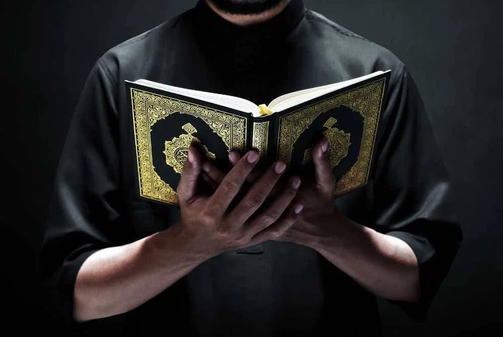 PENGHARAMAN arak telah ditegaskan secara jelas dalam al-Quran dan as-Sunnah. -Gambar hiasan/ Foto: CANVA