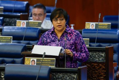 Menteri di Jabatan Perdana Menteri (Undang-undang dan Reformasi Institusi), Datuk Seri Azalina Othman Said. Foto fail Bernama