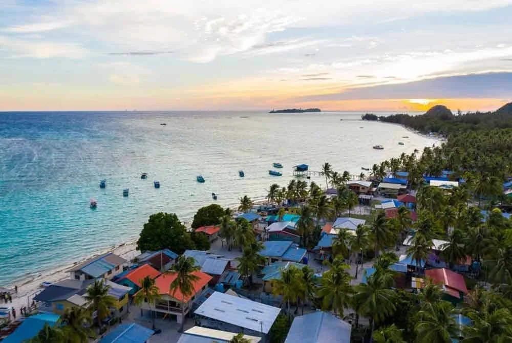 Dua pelancong warganegara China dikhuatiri hilang di kawasan Pulau Mantanani, Kota Belud. Gambar hiasan
