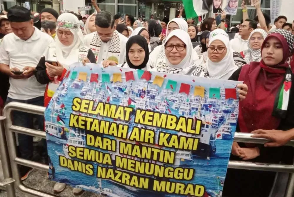 Antara yang hadir bagi menyambut sukarelawan GSF dari Mantin, Negeri Sembilan.