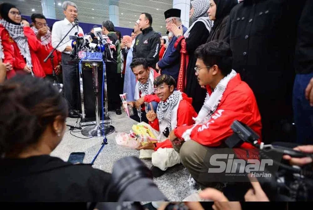 Aktivis GSF Malaysia yang terlibat dalam misi kemanusiaan ke Gaza, mahu terus menyokong rakyat Palestin yang dizalimi. Foto Sinar Harian - ASRIL ASWANDI SHUKOR