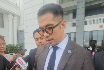 Mohd Syarulnizam ketika ditemui pemberita di pekarangan Kompleks Mahkamah Kota Kinabalu pada Rabu.