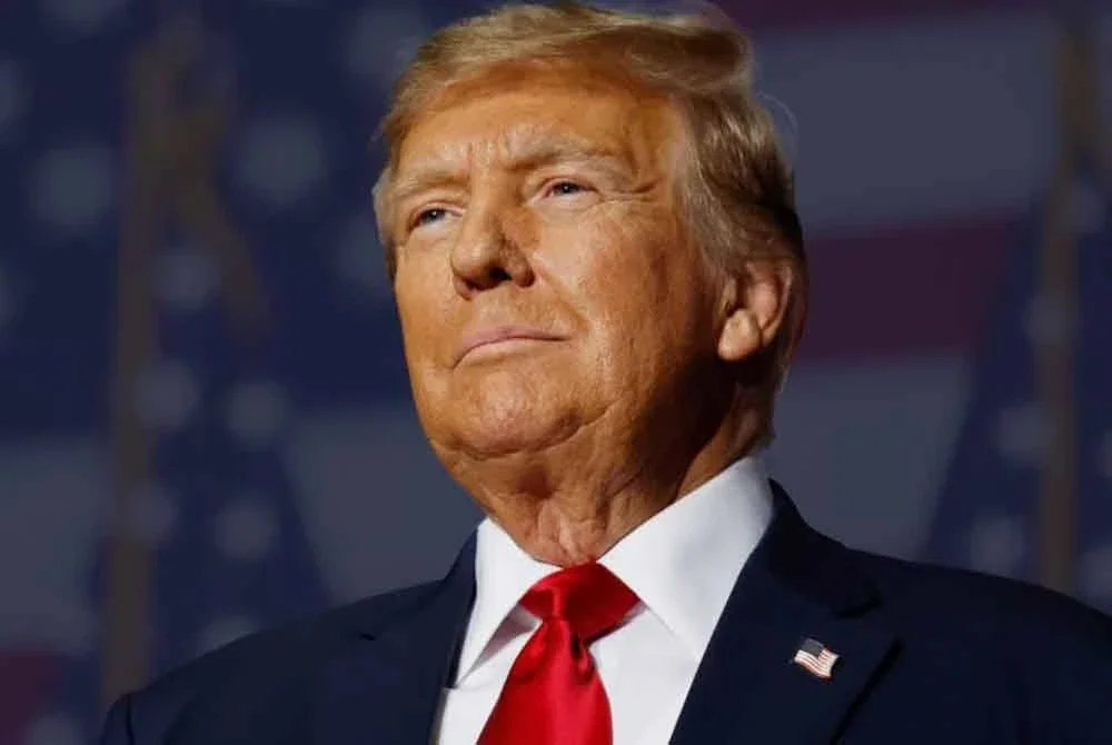 Trump mengumumkan Israel dan Hamas telah mencapai persetujuan terhadap 'fasa pertama' pelan damai.