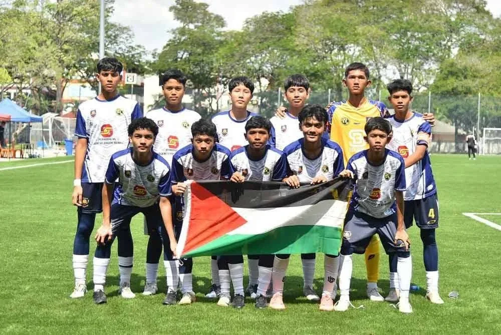 SMK Meru tekad menampilkan kesebelasan terbaik berdepan SMK Seksyen 10 Kota Damansara.