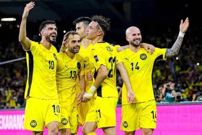 Risiko besar bakal dihadapi tujuh pemain warisan sekiranya rayuan FAM kepada FIFA tidak berjaya.