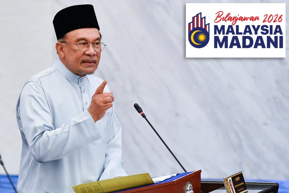 Anwar ketika membentangkan Belanjawan 2026 di Dewan Rakyat pada Jumaat. Foto Bernama
