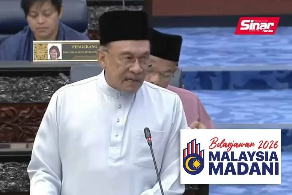 Anwar ketika pembentangan Belanjawan 2026 pada Jumaat.