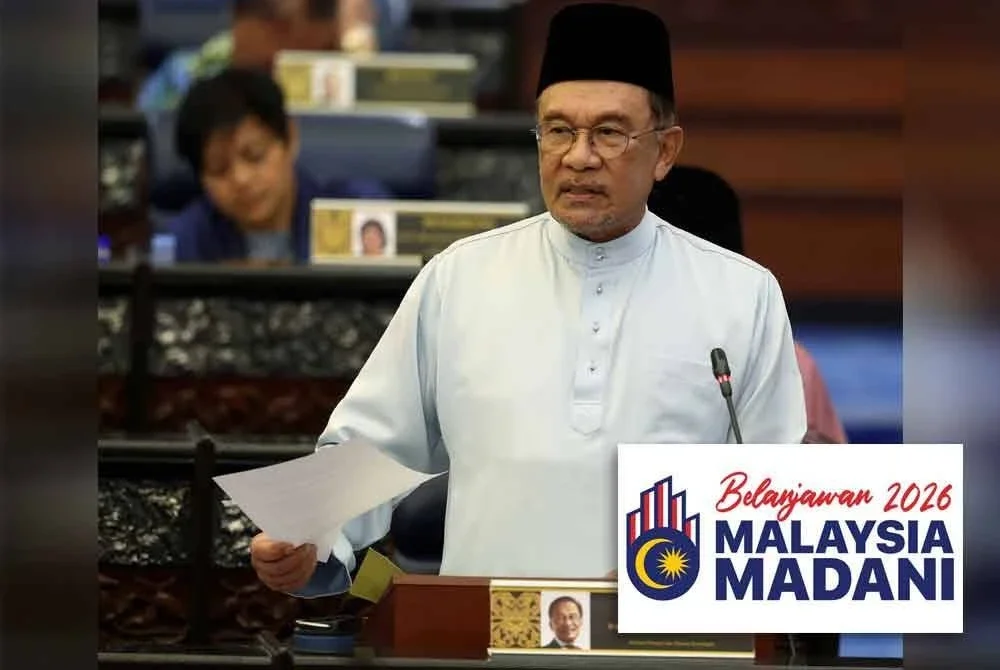 Perdana Menteri merangkap Menteri Kewangan Datuk Seri Anwar Ibrahim membentangkan Belanjawan 2026 di Bangunan Parlimen pada Jumaat. Foto Bernama 
