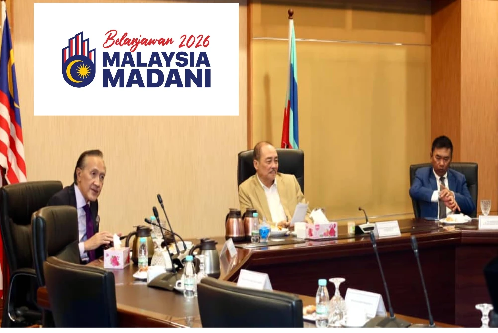 Hajiji menyaksikan siaran langsung pembentangan Belanjawan 2026 oleh Perdana Menteri, Datuk Seri Anwar Ibrahim.