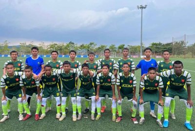 Pasukan SMK Dato’ Harun akan berdepan SMK Bandar Puncak Jalil di pentas 16 Terbaik Piala Datuk Mokhtar Dahari B-15 pada Jumaat.