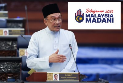 Anwar ketika membentangkan Belanjawan 2026 di Dewan Rakyat pada Jumaat. Foto Bernama