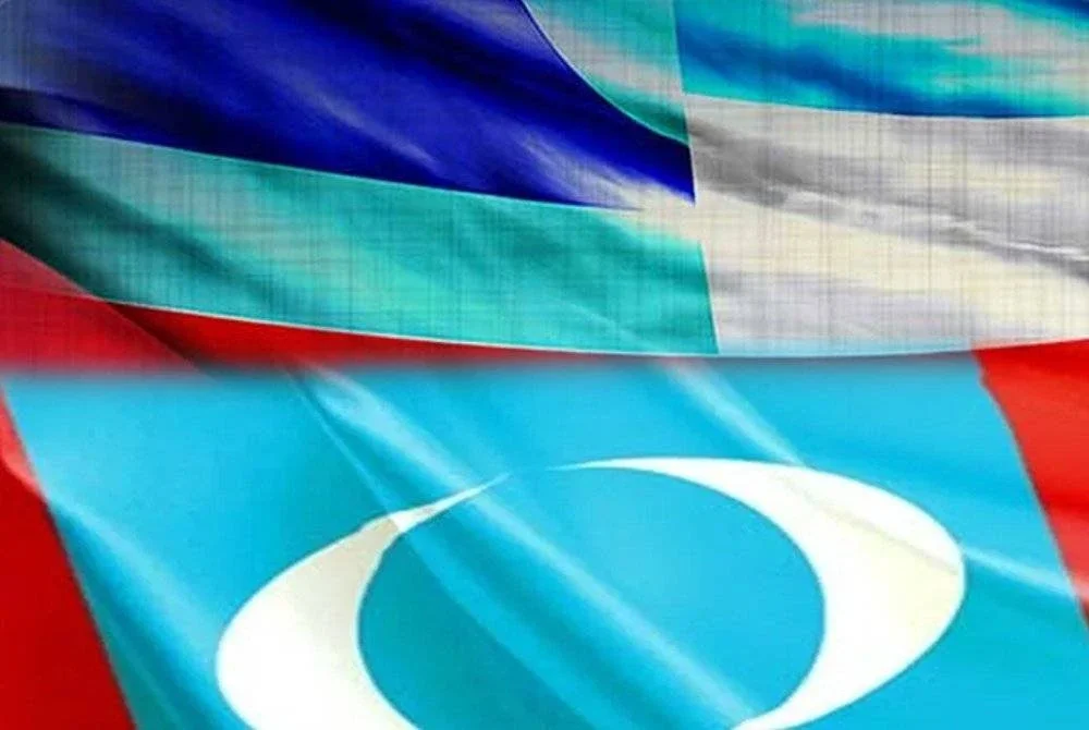 Timbul dakwaan mengenai ketegangan dalam PKR di peringkat cabang, apabila sebahagian pihak tidak berpuas hati terhadap campur tangan kepimpinan pusat dalam menentukan jentera serta calon parti. Gambar hiasan