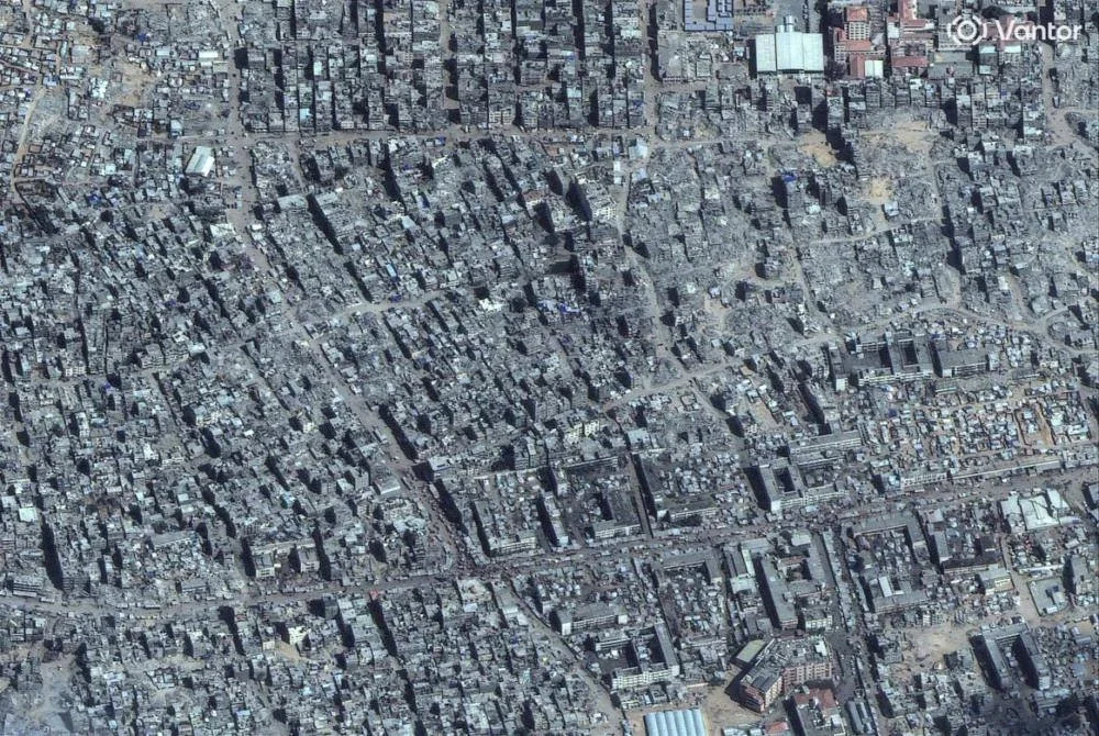 Imej satelit terbaharu pada Jumaat menunjukkan kebinasaan teruk kawasan Khan Yunis di selatan Gaza akibat perang ganas selama dua tahun.