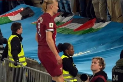 Haaland meledak tiga gol ketika Norway benam cabaran Israel dalam aksi kelayakan Piala Dunia Kanada, Mexico dan Amerika Syarikat 2026 di Stadium Ullevaal. FOTO: AGENSI