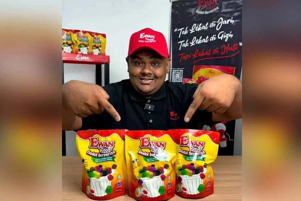 Eizwan menunjukkan antara perisa popular yang mendapat
permintaan tinggi pelanggan.