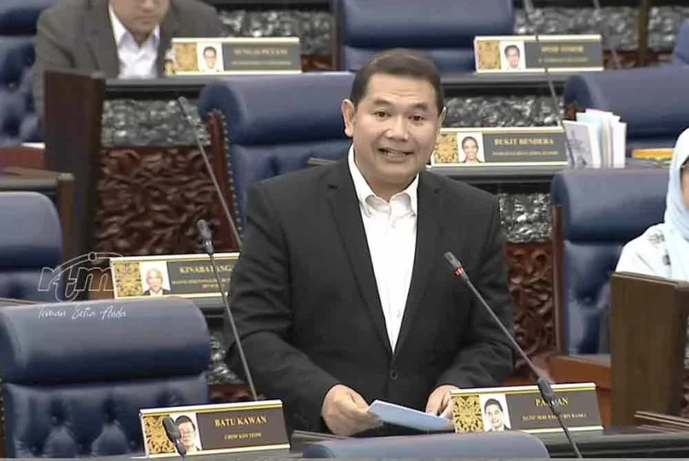Rafizi ketika membahaskan RUU Perbekalan 2026 di Dewan Rakyat pada Isnin.