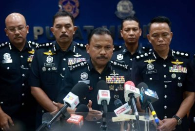 Polis Kelantan mengambil keterangan pada Isnin terhadap Pertubuhan Anak Muda Bangkit Malaysia yang menganjurkan Program 500 Pelayaran Solidariti Kelantan untuk Gaza di atas tindakan mengibarkan bendera Israel semasa melakonkan semula apa yang berlaku kepada sukarelawan GSF.