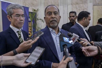 Zambry ketika ditemui pemberita selepas Majlis Penutupan iFUTURE 2025 di Dewan Merdeka, Pusat Dagangan Dunia Kuala Lumpur pada Isnin. Foto Bernama