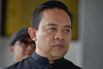 Bersatu telah memecat keahlian Ahli Majlis Pimpinan Tertinggi, Datuk Wan Saiful Wan Jan, susulan pelanggaran perlembagaan dan kod etika parti.