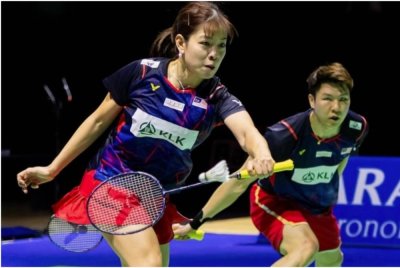 Shevon-Soon Huat mula kempen Terbuka Denmark Super 750 dengan langkah kanan. Foto IG Shevon-Soon Huat