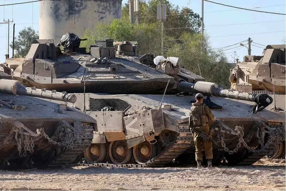 Tentera Israel dilaporkan mara ke bandar Samadaniyah timur dan berada di kawasan itu selama beberapa jam sebelum berundur semula ke bandar Quneitra. 