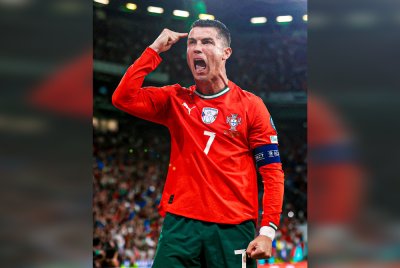 Ronaldo terus menyinar bersama Portugal. Foto Agensi 