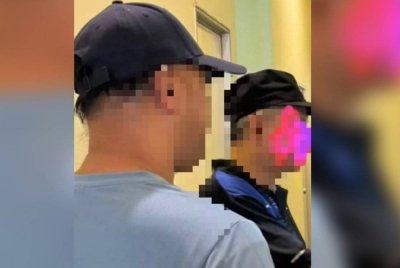 Pasangan tunang ditangkap khalwat di sebuah rumah di Johor Bahru. Foto JAINJ