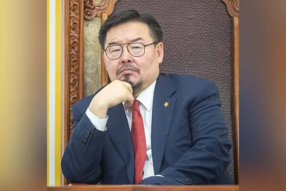 Zandanshatar akan kekal sebagai Perdana Menteri sementara sehingga penggantinya dilantik dalam tempoh 30 hari. Foto AFP