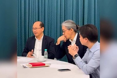 Madius bersama SLS dalam perbincangannya berkaitan tuntutan 40 peratus.