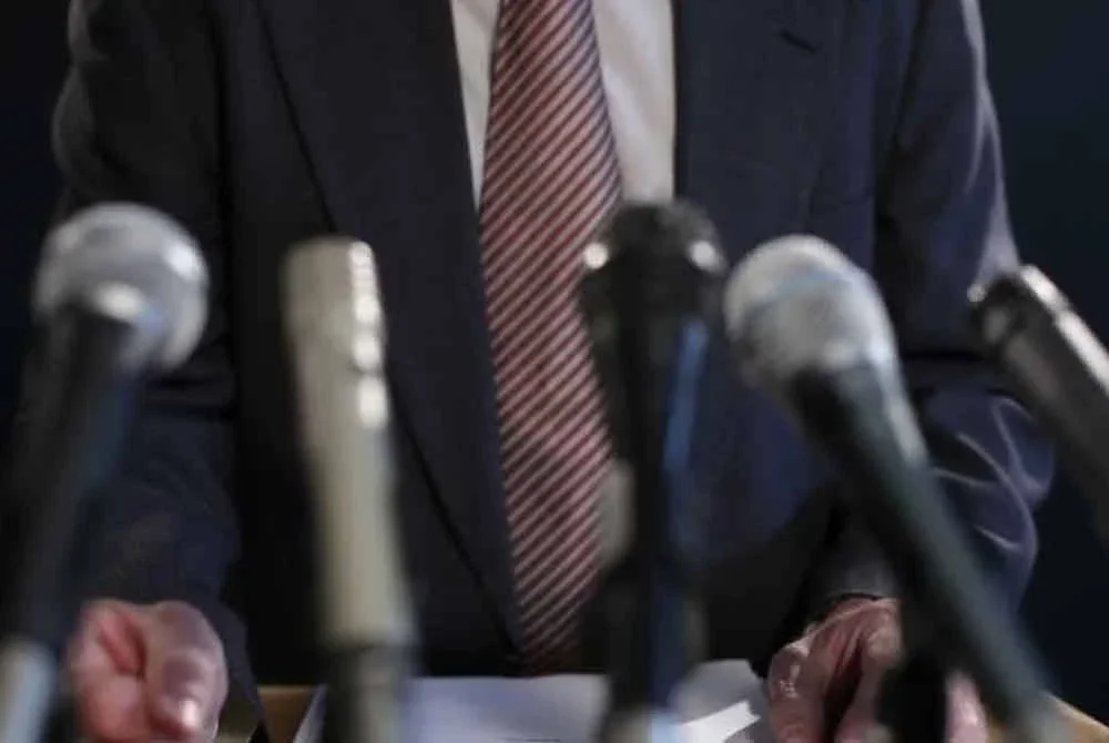 Ramai anak negeri yang sudah terbukti berkebolehan dan pernah berkhidmat di peringkat nasional.