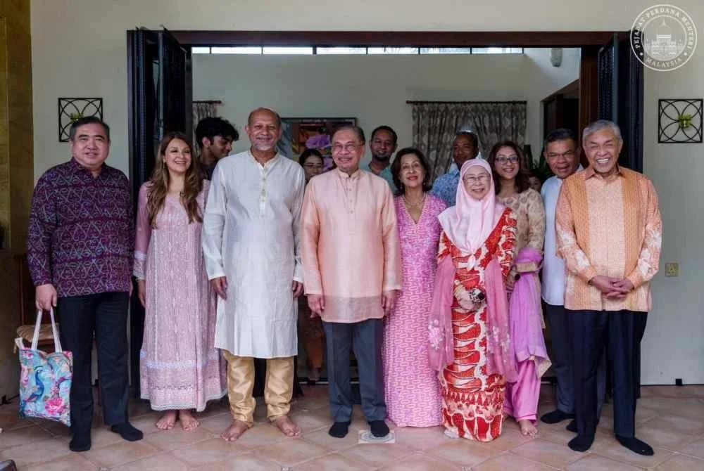 Anwar hadir bersama isteri dan beberapa pemimpin kanan. Foto Pejabat Perdana Menteri