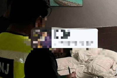 Operasi JAINJ di beberapa buah hotel di Pasir Gudang. - Foto JAINJ