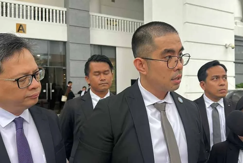 Mohd Syarulnizam ketika ditemui pemberita di pekarangan Kompleks Mahkamah Kota Kinabalu.