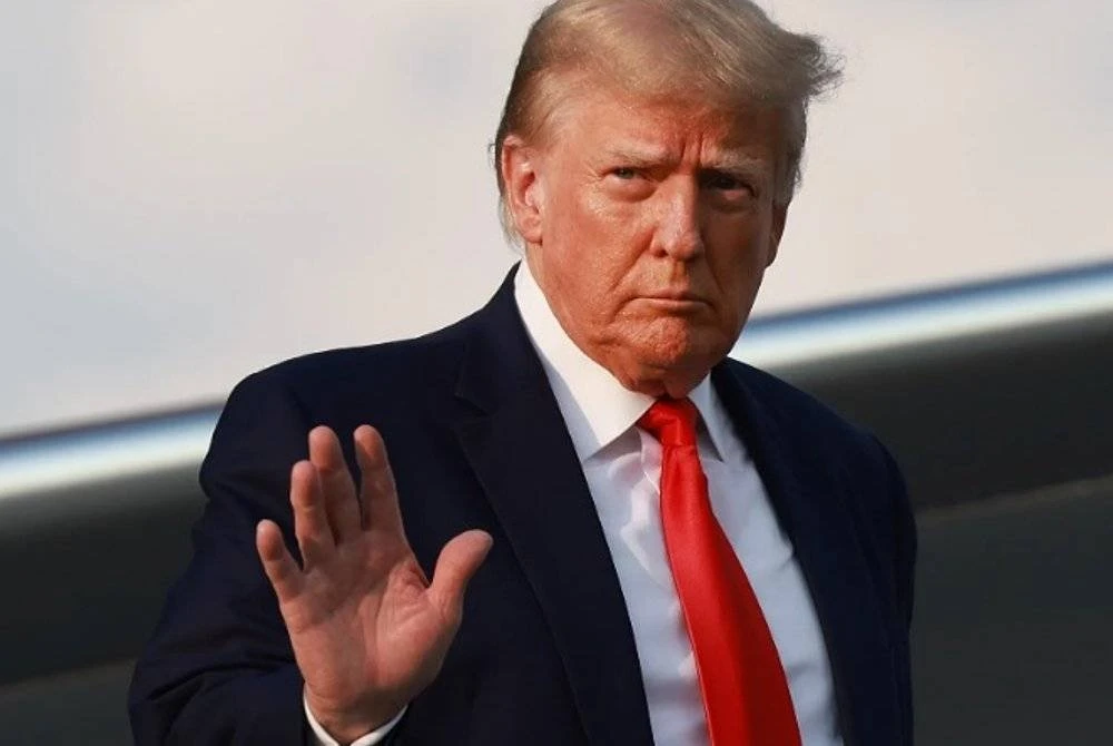 PN membantah sekeras-kerasnya kehadiran Presiden AS, Donald Trump ke Sidang Kemuncak ASEAN di Kuala Lumpur susulan peranan negara tersebut yang didakwa bersekongkol dengan rejim Zionis Israel.