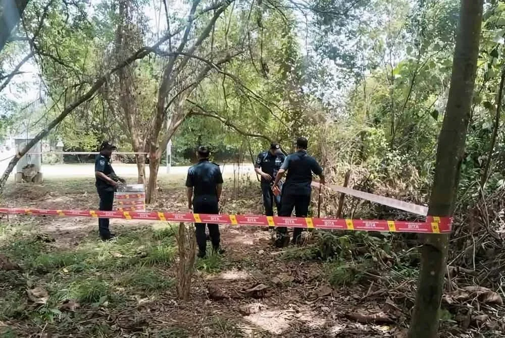 Penduduk setempat diminta bertenang dan memberi ruang kepada pihak berkuasa untuk mengambil tindakan sewajarnya. Foto Mohd Asna