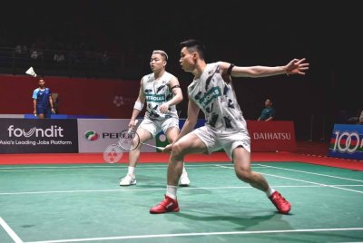 Aaron–Wooi Yik mara pusingan kedua Terbuka Perancis Super 750.