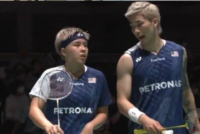 Tang Jie–Ee Wei mara suku akhir Terbuka Perancis. Foto Agensi