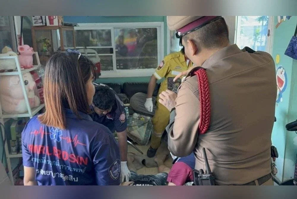 Mayat mangsa ditemui di tingkat dua rumahnya dengan kesan gigitan pada pergelangan tangan kiri. Foto Thaiger