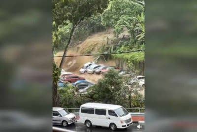 Tangkap layar video palsu kejadian tanah runtuh yang berlegar di media sosial.