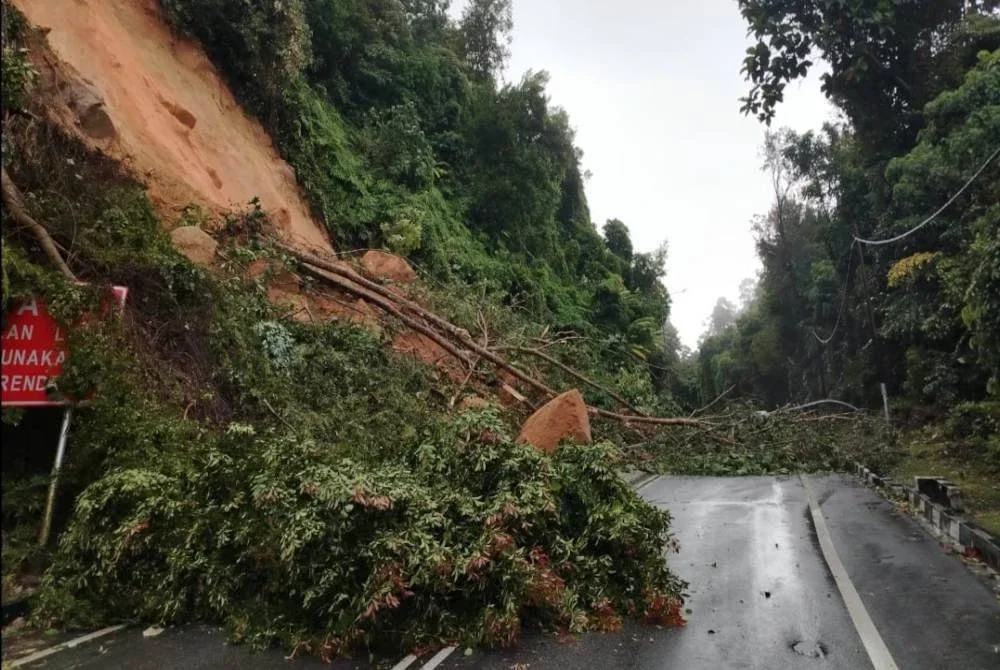Jalan Negeri P14 iaitu Jalan Tun Sardon (Bukit Baru) yang dijadualkan dibuka semula hari ini, akan ditutup kepada semua kenderaan hingga dimaklumkan kelak.